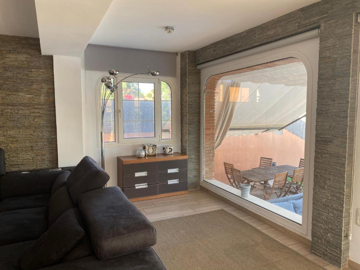 Villa Camelia Freshapartments 베날마데나코스타 외부 사진